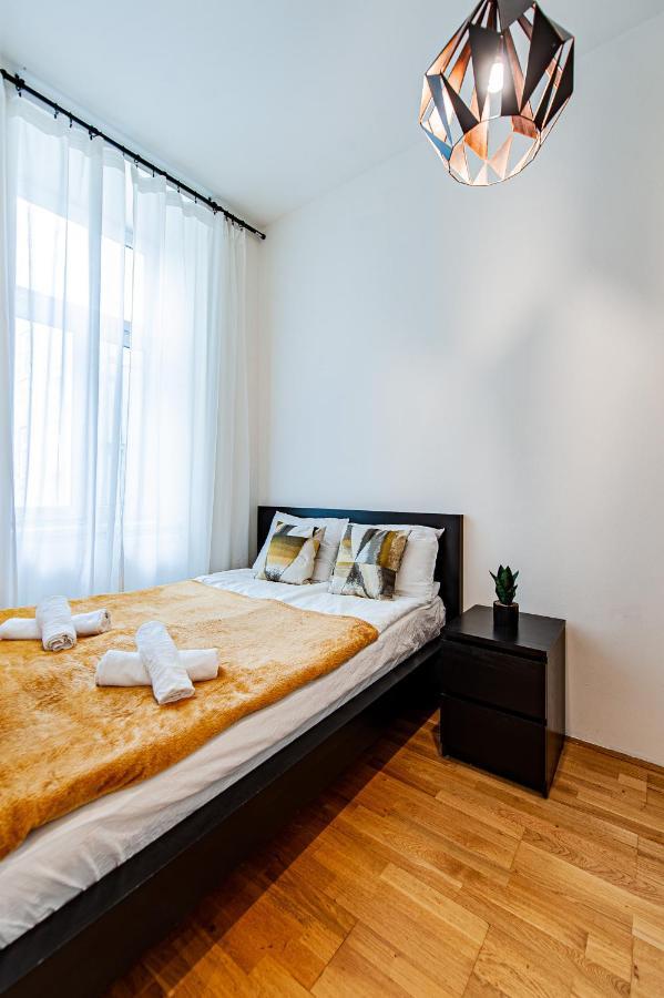 My City Apartment-Vienna Familyroom Exterior photo